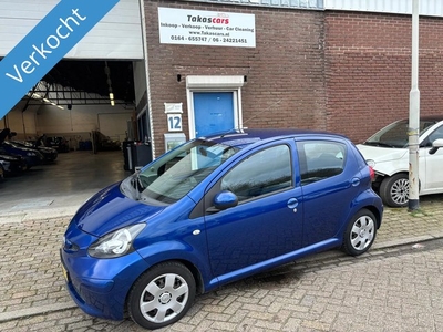 Toyota Aygo 1.0-12V + NETTE AYGO LAGE KM NAP