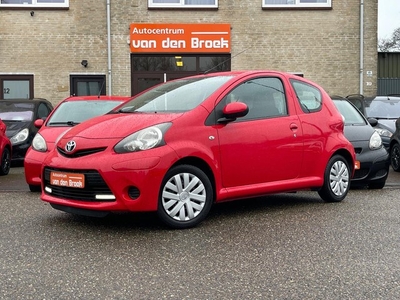 Toyota Aygo 1.0 VVT-i Comfort Airco Led/Dag Rij Verlichting