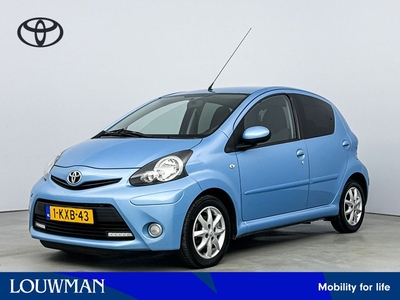 Toyota Aygo 1.0 VVT-i Dynamic Blue | Parkeersensoren achter | Airco | Elektrische ramen |