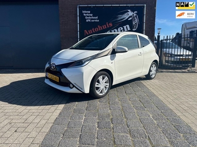 Toyota Aygo 1.0 VVT-i x Airco*Camera*Lmv