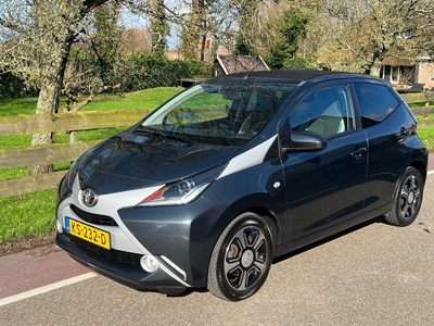 TOYOTA AYGO 1.0 VVT-i x-clusiv Camera,Cabriodak