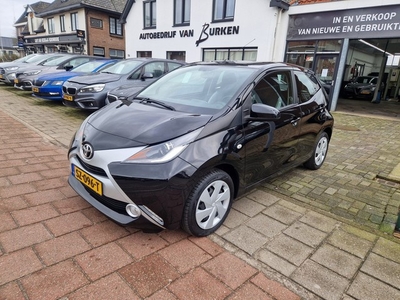 Toyota Aygo 1.0 VVT-i x-nav, Airco,Achteruitrij