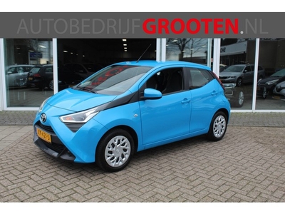 Toyota Aygo 1.0 VVT-i x-play//APPLE CARPLAY//AIRCO//5DRS!!