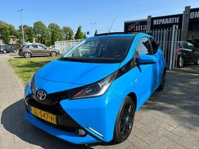 Toyota AYGO 1.0 VVT-i x-pose cabrio navi clima control