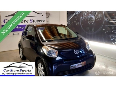 Toyota iQ 1.0 VVTi Black Edition