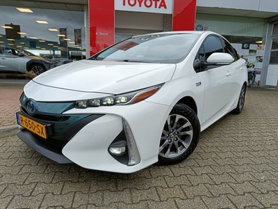 TOYOTA PRIUS 1.8 Plug-in Dynamic | Blind Spot | Stoelverwarming | Navigatie | VERKOCHT