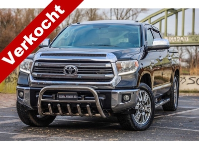 Toyota Tundra BLACK ON BLACK LEDER ZEER DIK 5.7 V8