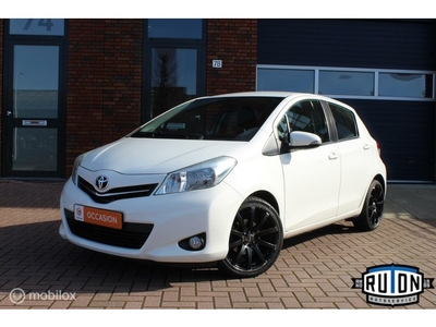 Toyota Yaris 1.3 VVT-i Dynamic [VERKOCHT]