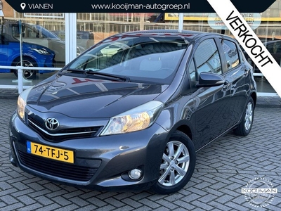 Toyota Yaris 1.3 VVT-i Executive NL Auto, Smart Entry, Hoge