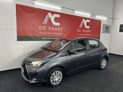 Toyota Yaris 1.5 Hybrid Lease - VERKOCHT!