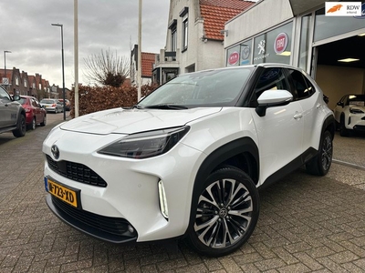 Toyota Yaris Cross 1.5 Hybrid ExecutiveHead-UpHalf