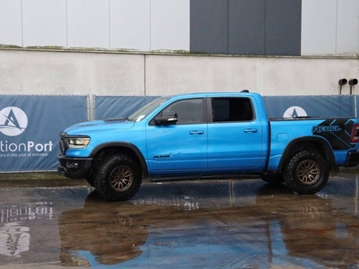 Veiling: Pick-Up Dodge RAM 1500 Rebel 2021 HEMI 5.7L Benzine 395pk