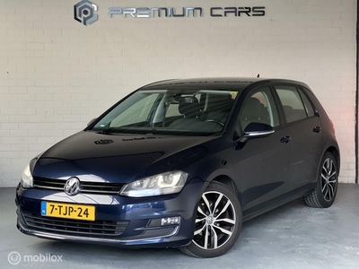 Volkswagen Golf 1.2 TSI Highline Led Keyless Camera Navi NAP