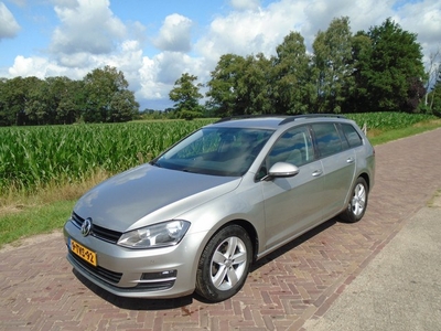 Volkswagen Golf 1.4 TSI Comfortline NAVI TRHHAAK (bj 2014)