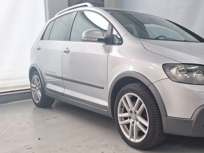 VOLKSWAGEN GOLF 1.4 TSI Cross