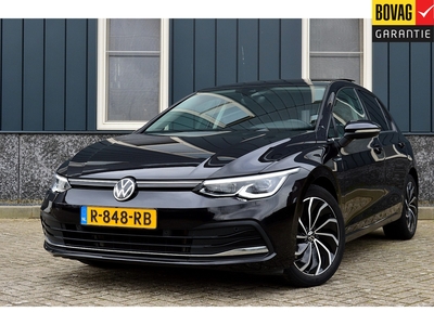 VOLKSWAGEN GOLF 1.5 TSI 1e Edition Rijklaarprijs-Garantie Panorama dak IQ-Light Navigatie Sport Interieur