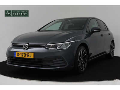 Volkswagen Golf 1.5 TSI Life(NL-auto, 1e Eig, Dealer onderH, Carplay, Sfeer verlicht, PDC V+A, App connect, Climate Con, Navi,Etc)