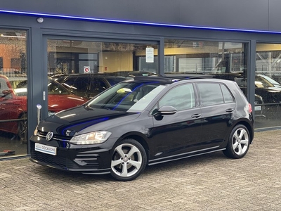 Volkswagen Golf 1.5 TSI R-LINE