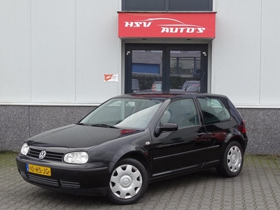 Volkswagen Golf 1.6-16V Master Edition airco org NL 2001