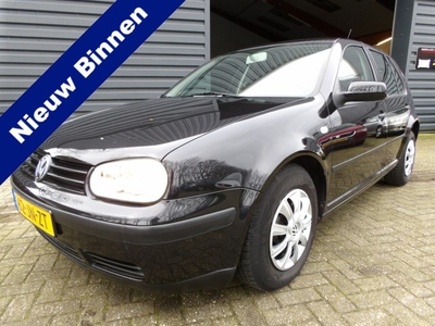 Volkswagen Golf 1.6 Airco Automaat (bj 2002)