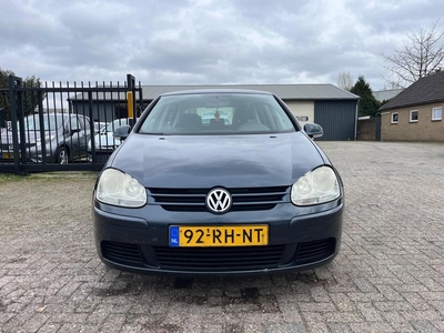 Volkswagen Golf 1.6 FSI Sportline APK AIRCO LEES ADVT!!