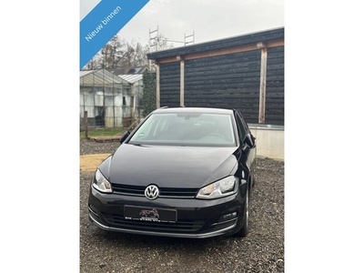 Volkswagen Golf 1.6 TDI BlueMotion *SCHADE VRIJ &