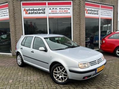 Volkswagen Golf 2.0 Trendline 5 Deurs - Airco - LMV