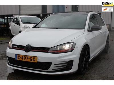 Volkswagen GOLF 2.0 TSI GTI Pano Navi Clima 300PK+