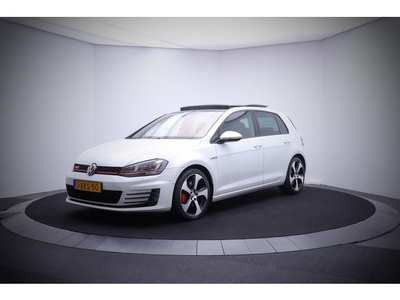 Volkswagen Golf 2.0GTI Dsg Performance NL AUTO!