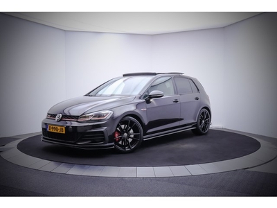 Volkswagen Golf 2.0GTI Dsg TCR PANO/DIGI DASH/FULL