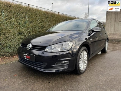 Volkswagen GOLF 7 1.2 TSI CUP-Edition Highline BOMVOL