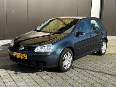 Volkswagen Golf Benzine