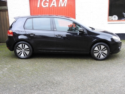 Volkswagen Golf Benzine