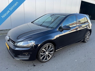 Volkswagen Golf Benzine