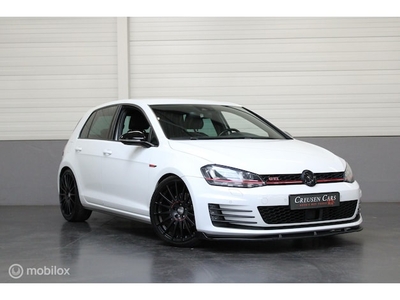 Volkswagen Golf Benzine