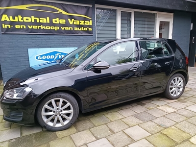 Volkswagen Golf Benzine