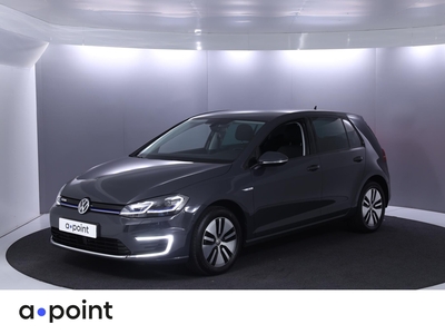 VOLKSWAGEN GOLF e-Golf E-DITION 136 pk | Warmtepomp | Navigatie | Achteruitrijcamera | Parkeersensoren (Park assist) | Adaptieve cruise control | Stoelverwarming