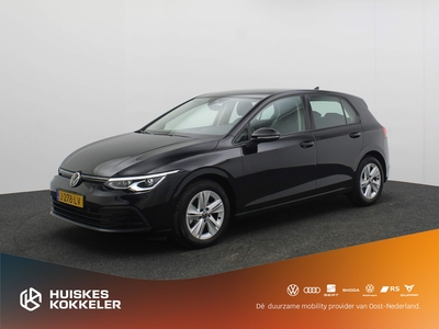 VOLKSWAGEN GOLF Life Business 1.5 TSI 130pk Trekhaak, Adaptive cruise control, Navigatie, Airco, Parkeersensoren, Airco, DAB, App connect, Elektrisch verstelbare voorstoelen