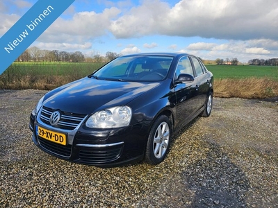 Volkswagen Jetta 1.4 TSI Comfortline AUTOMAAT! zeer mooi