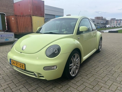 Volkswagen New Beetle 2.0 Highline Airco Stoelverwarming