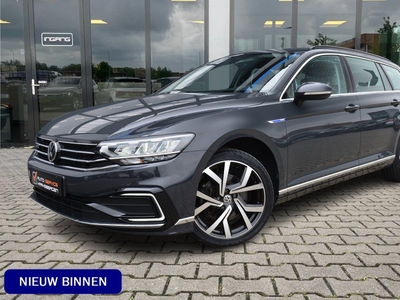 Volkswagen Passat Variant 1.4 TSI PHEV GTE Business | Dealer Onderhouden | ACC | Camera |