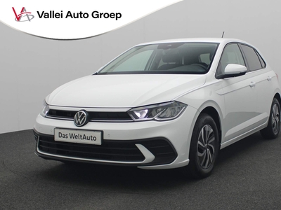 VOLKSWAGEN POLO 1.0 TSI 95PK Life | LED | Parkeersensoren | Privacy glas | Apple CarPlay / Android Auto | 15 inch