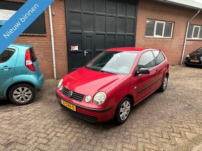 Volkswagen Polo 1.2-12V Sportline (bj 2004)