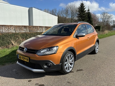 Volkswagen Polo 1.2 TSI Cross / AUTOMAAT / NAVI /