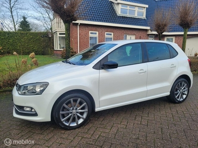 Volkswagen Polo 1.2 TSI Highline, 5 deurs, navi, clima