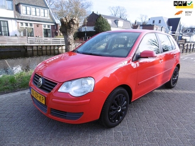 Volkswagen Polo 1.4-16V 80pk Comfort 5-deurs Airco Historie