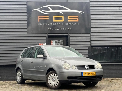 Volkswagen Polo 1.4-16VAircoTrekhaakCruise (bj 2004)