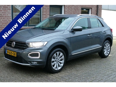 Volkswagen T-Roc 1.5 TSI Sport. Camera, Stoel&StuurVerw, Virt Cockpit, Led Koplampen, 17