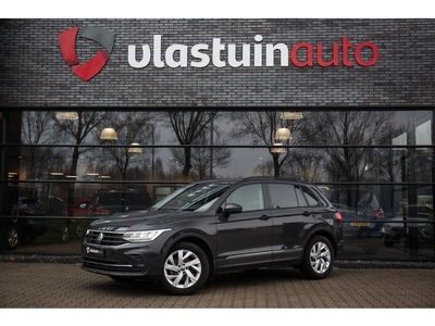 Volkswagen Tiguan 1.5 TSI Elegance , Adap. cruise, Carplay