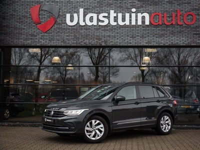 Volkswagen Tiguan 1.5 TSI Elegance , Adap. cruise, Carplay, Trekhaak,